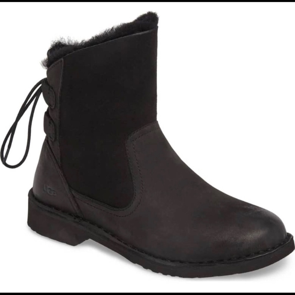 Ugh Naiyah Boots Size 9